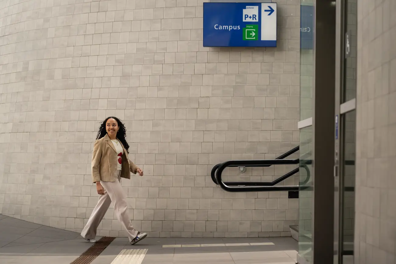 Ik stond op het perron en dacht: waarom kijk ik eigenlijk niet bij ProRail?